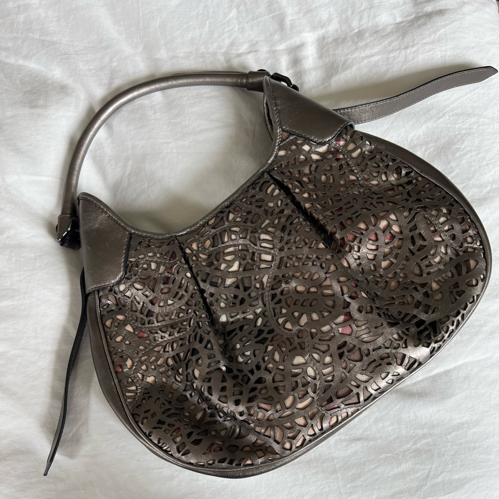 New with tags Burberry metallic purse